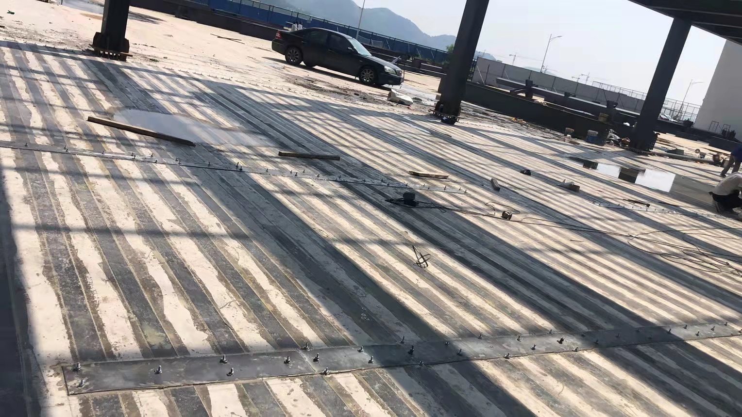 潜江经济开发区恒星科技学院体育馆结构加固